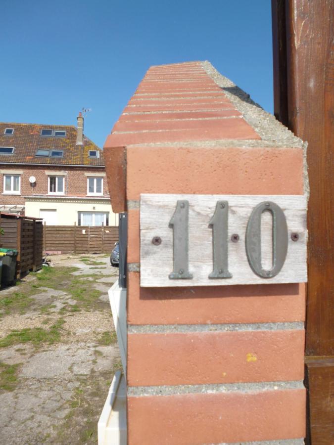 Gentlemen Appartement Au Premier Etage A 50 Metres De La Mer Sangatte Bagian luar foto